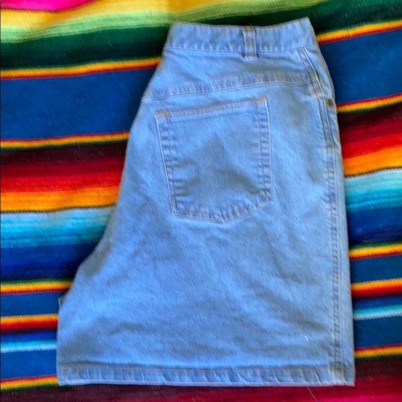 Vintage High-Waisted Shorts 🌻 - Picture 2 of 6